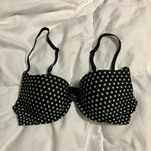 Victoria Secret Demi Bra 32B Excellent Condition
